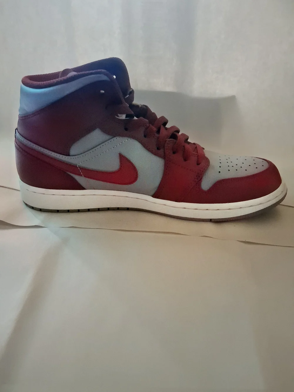 Jordan mid cherrywood
